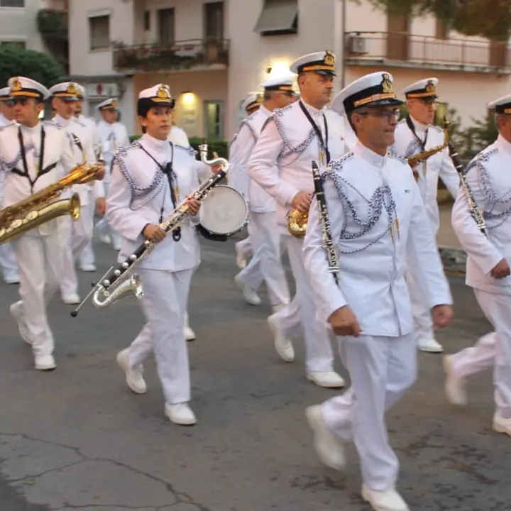 Scalea, concerto della banda musicale della Marina militare. La soddisfazione della Pro loco