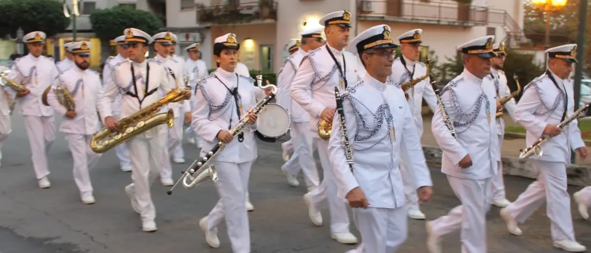 Scalea, concerto della banda musicale della Marina militare. La soddisfazione della Pro loco