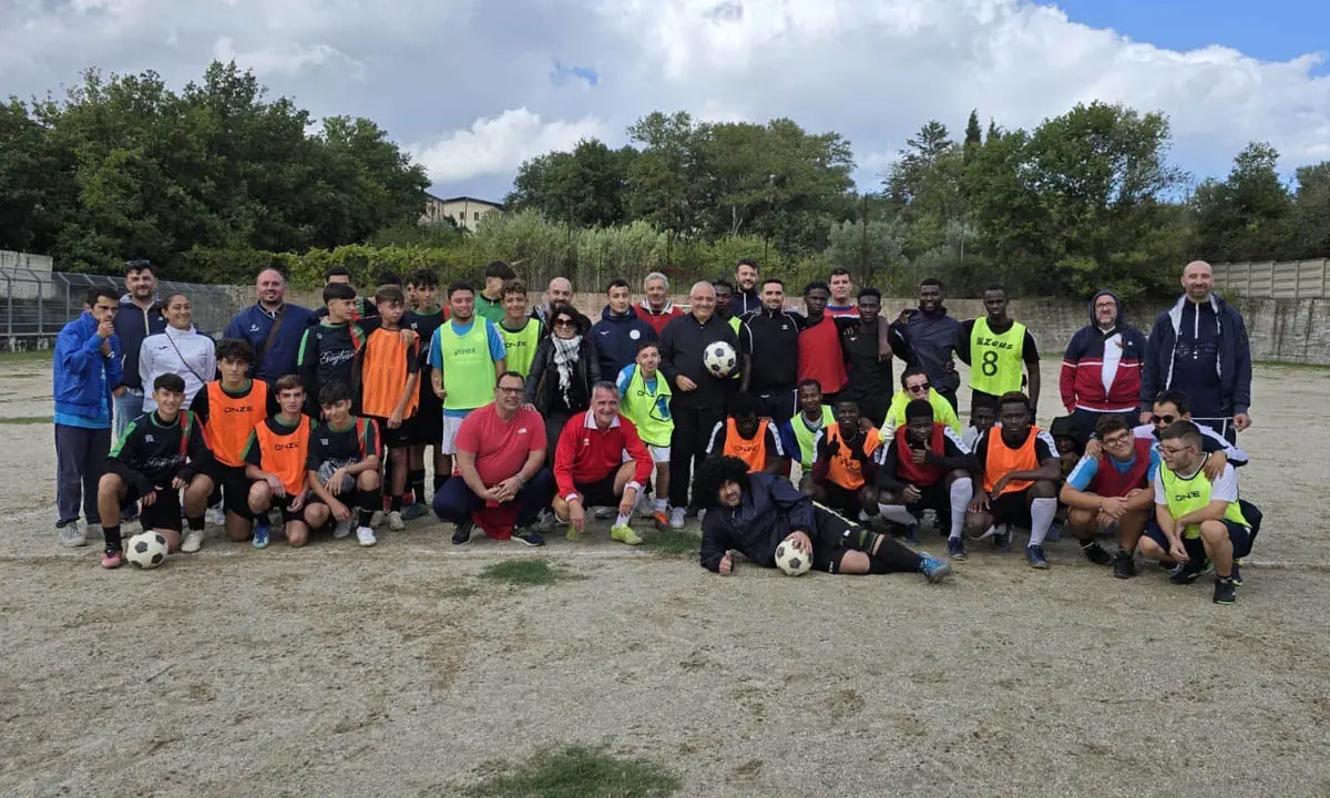 A Mendicino \"lo sport popolare unisce il mondo\". Prometeus abbatte le differenze
