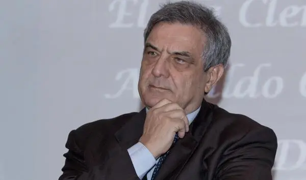 “Frammenti”, a Cosenza un incontro con l'Università della Poesia “Juan Ramon Jimenez”