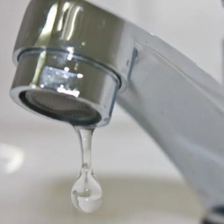 Cariati, acqua sporca e bollette strane. La denuncia dell'opposizione