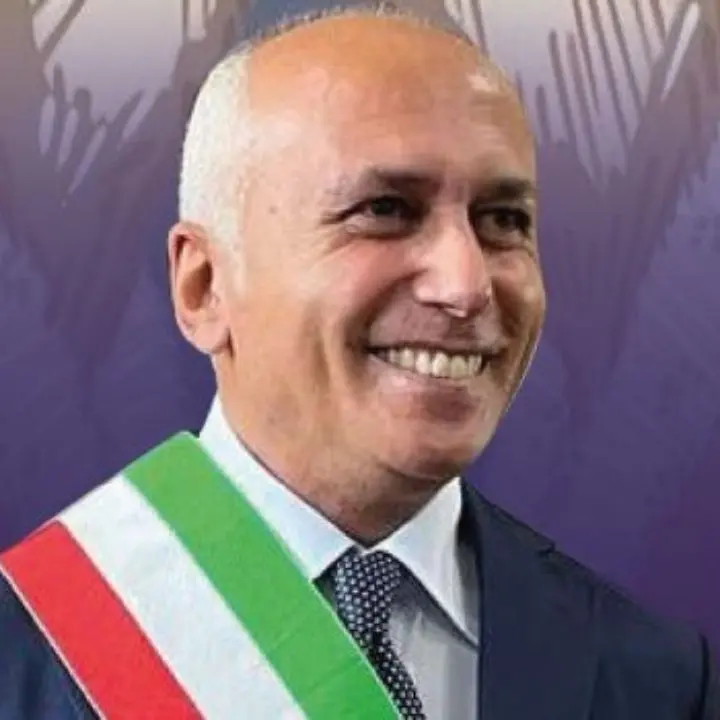 Cosenza, il sindaco Franz Caruso risponde agli attacchi del PD: «Non sono ricattabile»