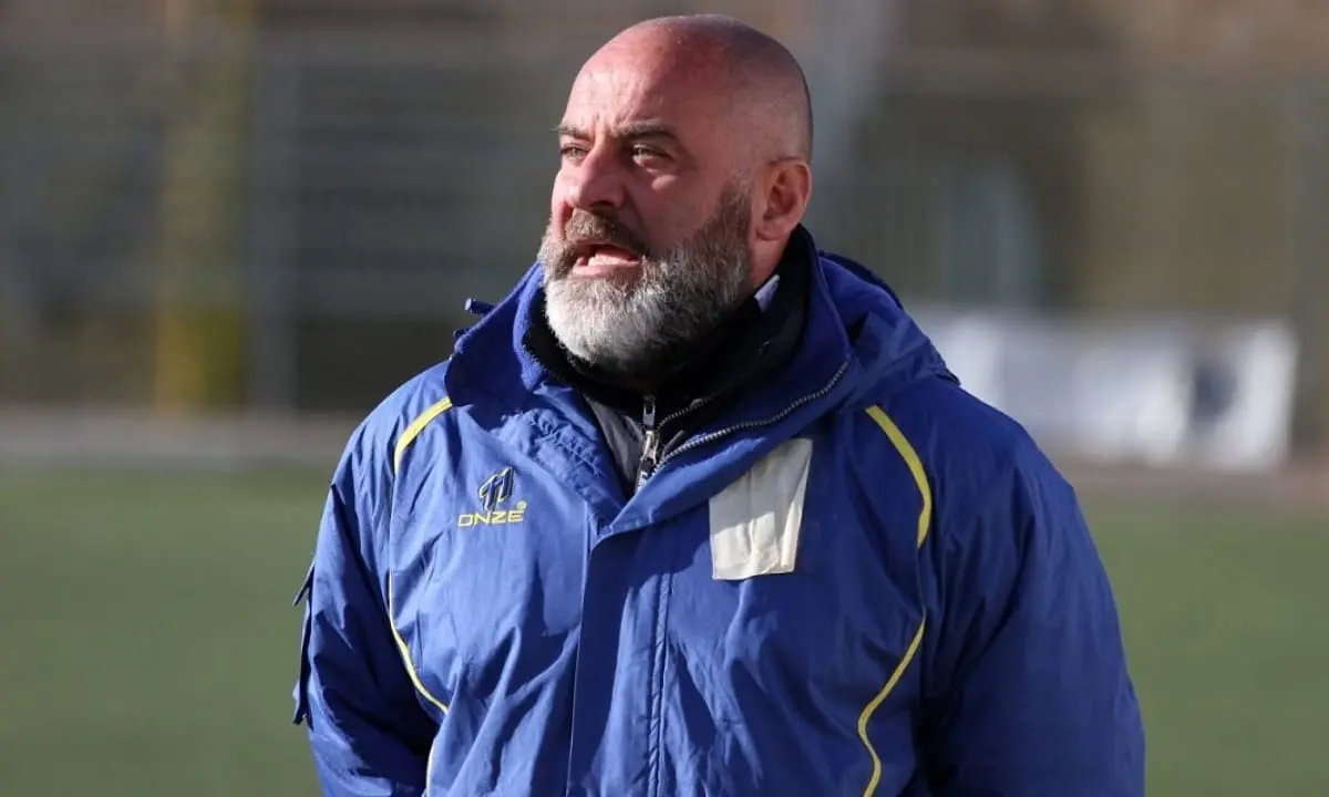 Promozione, lo Scalea esonera Antonio Germano: in panchina promosso il vice Scoppetta