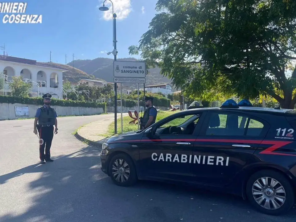 Le pallottole contro la discoteca e poi le minacce: «Non aprite o buttiamo tre granate sulla folla»