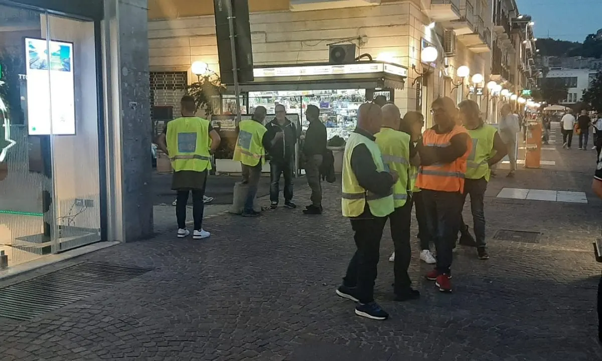 Cosenza, steward ieri in protesta a Corso Mazzini: la situazione
