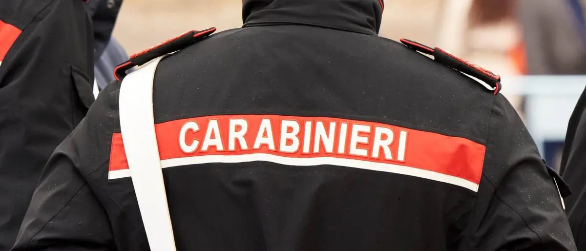 Finto carabiniere truffa 90enne a Cetraro: portati via soldi e gioielli