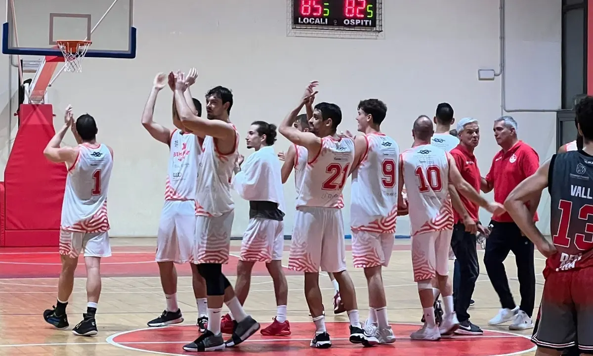 Basket, Sintegra Rende sconfitta a Canosa con tante recriminazioni