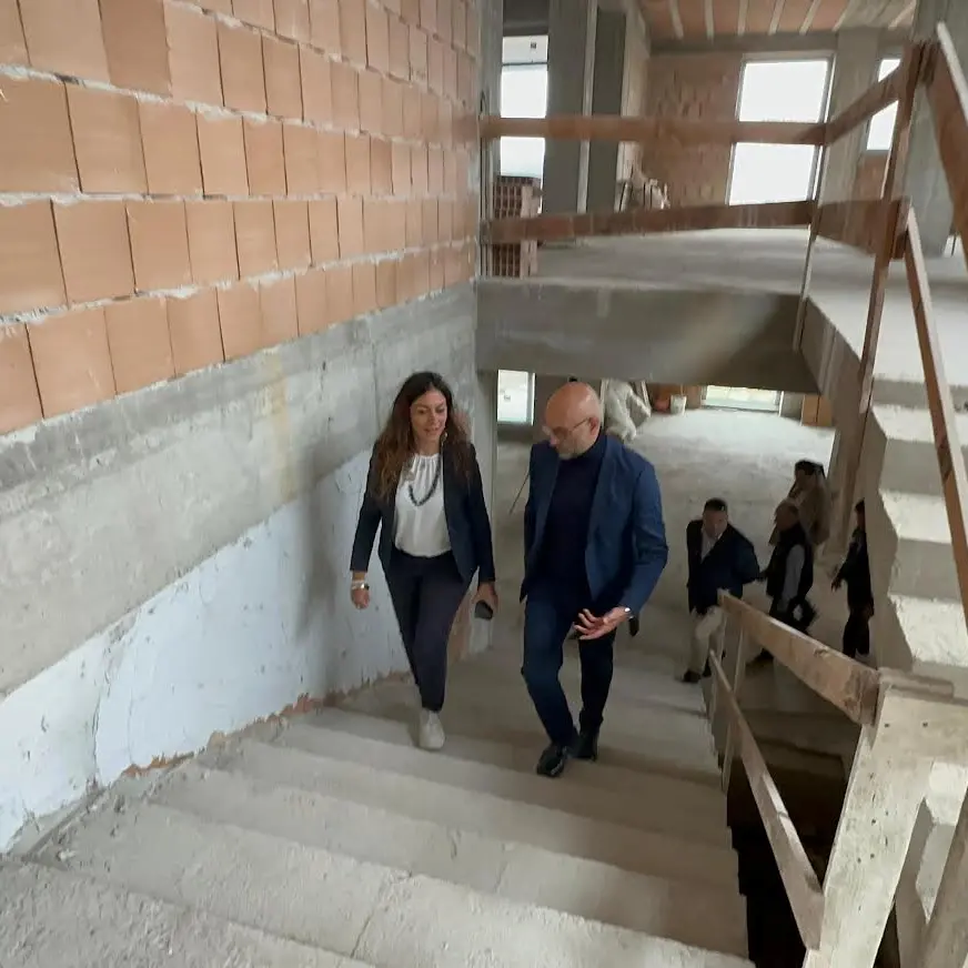 Montalto, Succurro in visita ai cantieri delle scuole in ristrutturazione