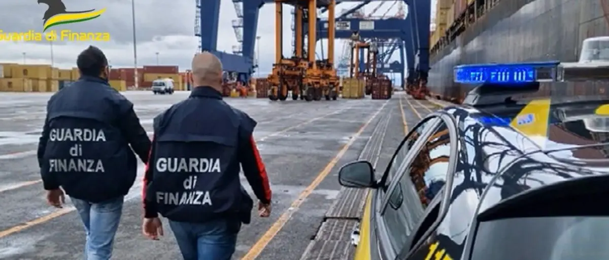 Maxi sequestro di cocaina al Porto di Gioia Tauro: 790 chili bloccati dalla Guardia di Finanza e ADM