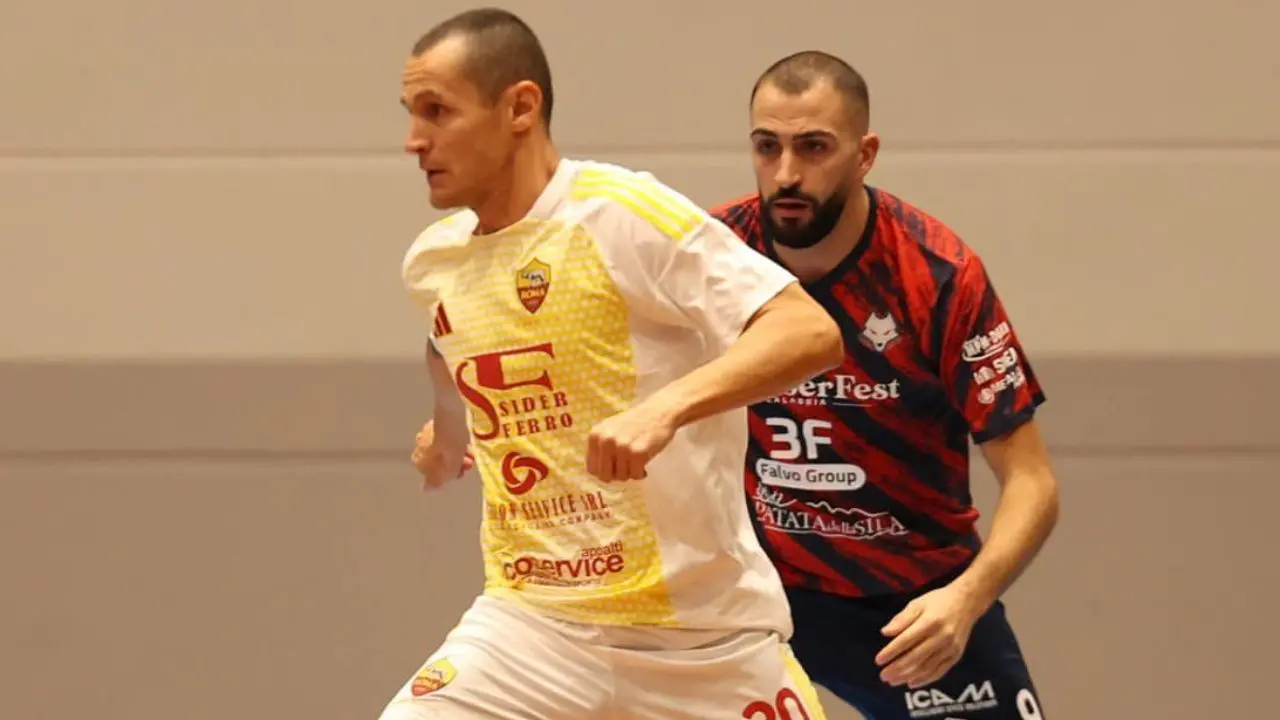 Calcio a 5, la Pirossigeno Cosenza sconfitta da una fortissima Roma