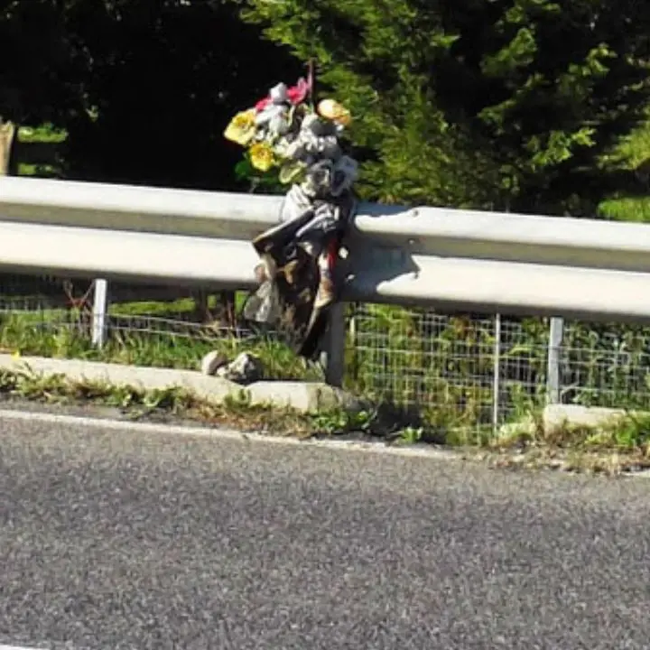 Morto dopo un malore a San Giovanni in Fiore, cadavere rimane sull'asfalto per 4 ore