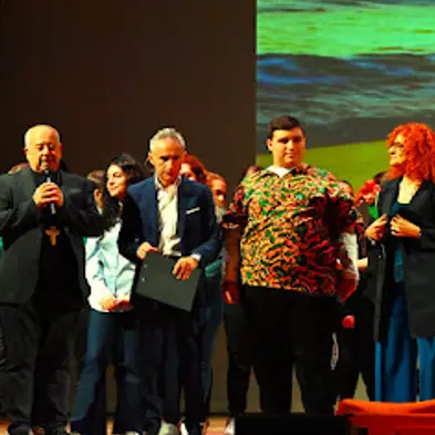 \"Il Pullman della vita\": inclusione e arte in scena per la settimana della salute mentale