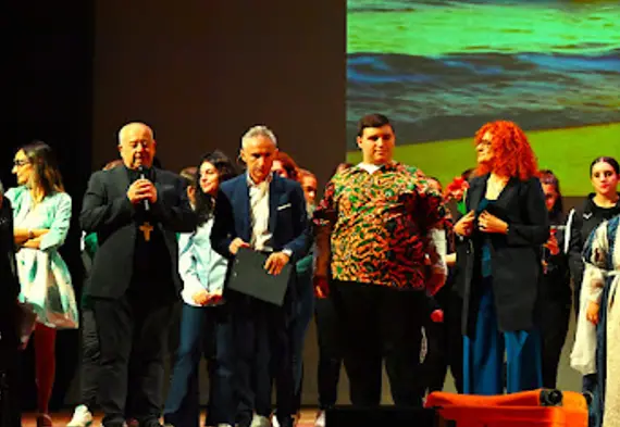 \"Il Pullman della vita\": inclusione e arte in scena per la settimana della salute mentale