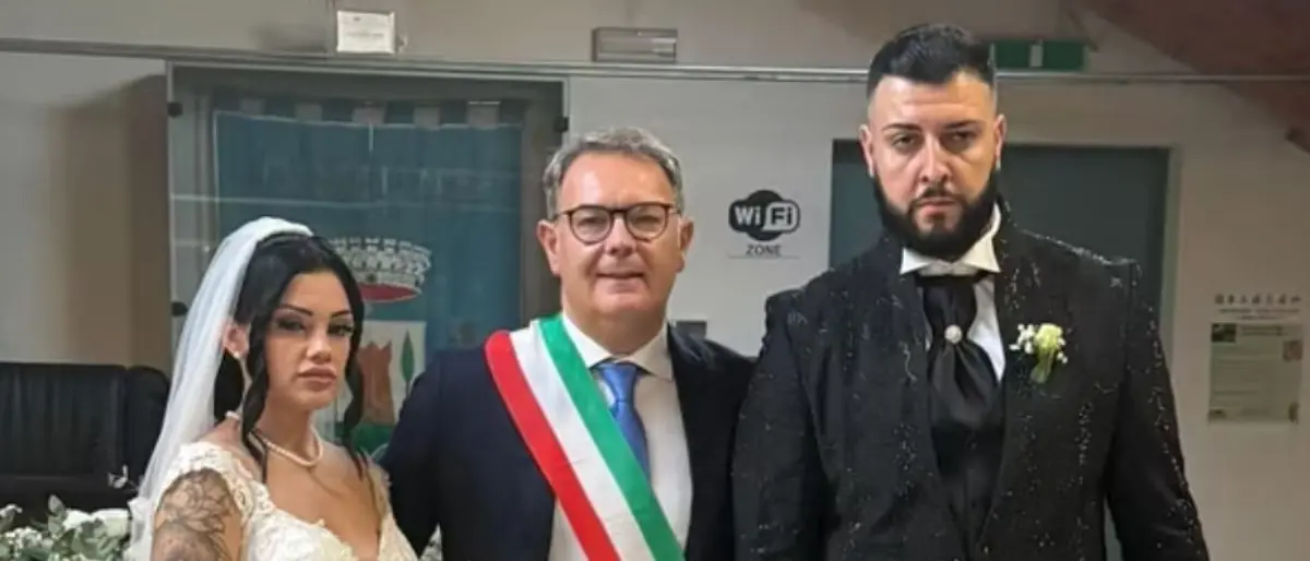 Ritornano a casa i neosposi scomparsi di Cesa, avviata un'indagine