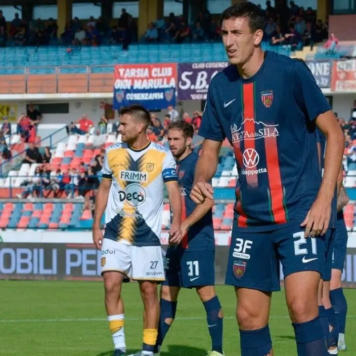 Cosenza Calcio, cambio nella dirigenza di una diretta concorrente