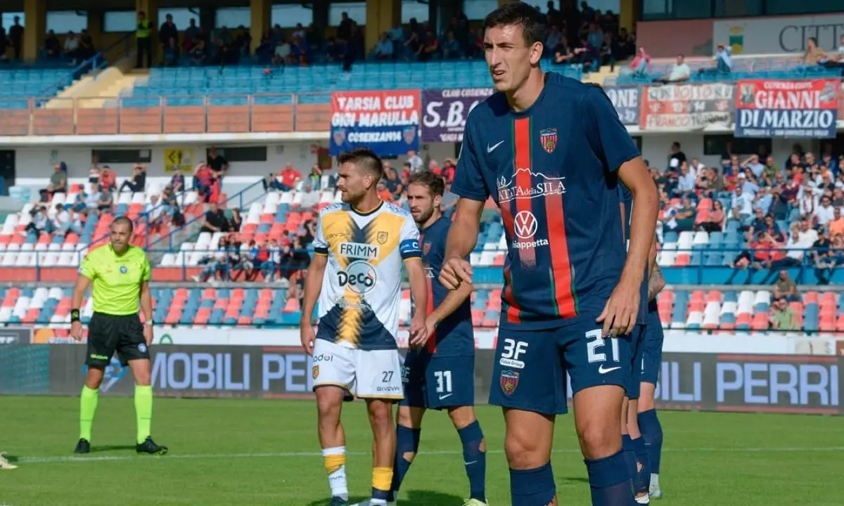Cosenza Calcio, cambio nella dirigenza di una diretta concorrente