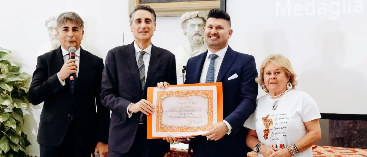 Roberto Gallo premiato al Campidoglio, il Riva Restaurant di Falerna Marina tra le eccellenze calabresi alla 56° Festa dei Calabresi nel Mondo