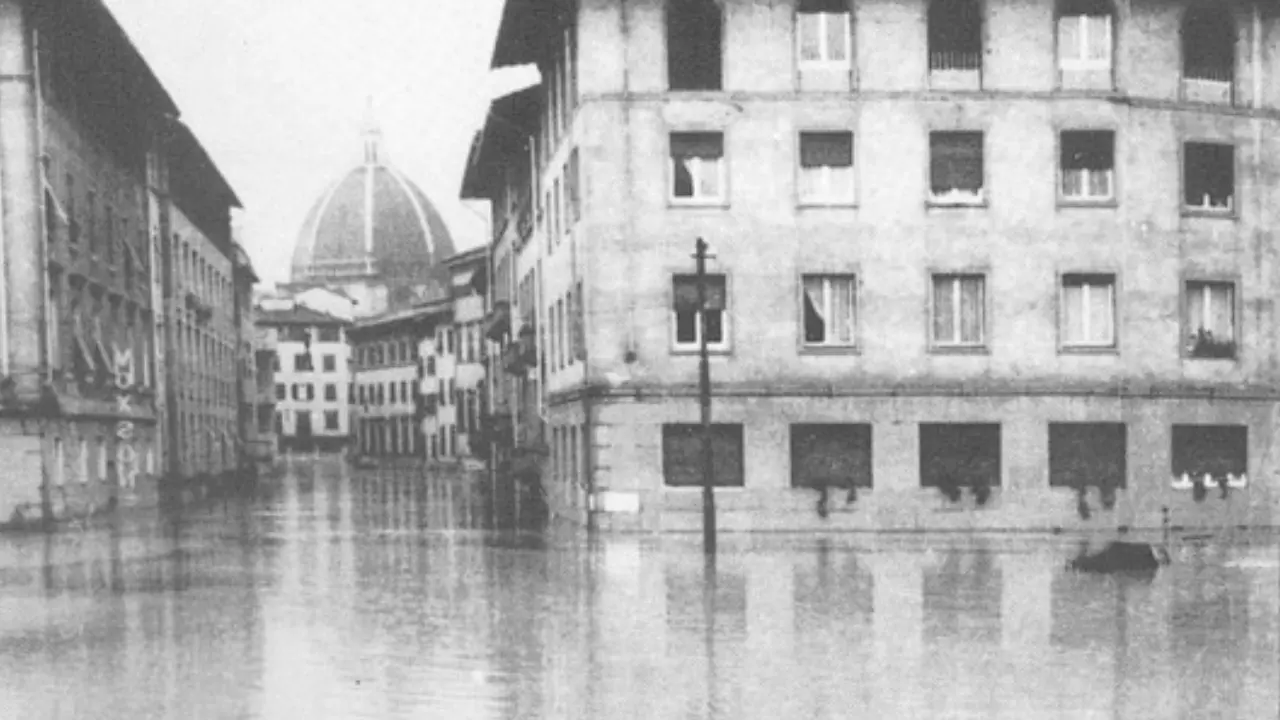 Maltempo, l'alluvione in Italia cinquantotto anni fa