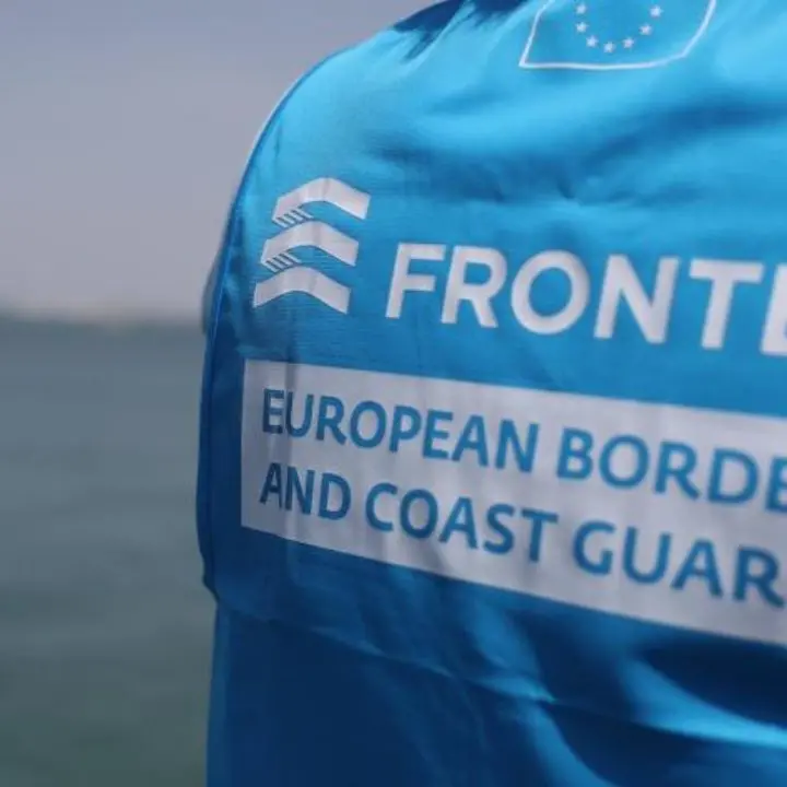 Migranti verso la Calabria, 120 persone a 19 miglia a est di Soverato: al via le operazioni di soccorso