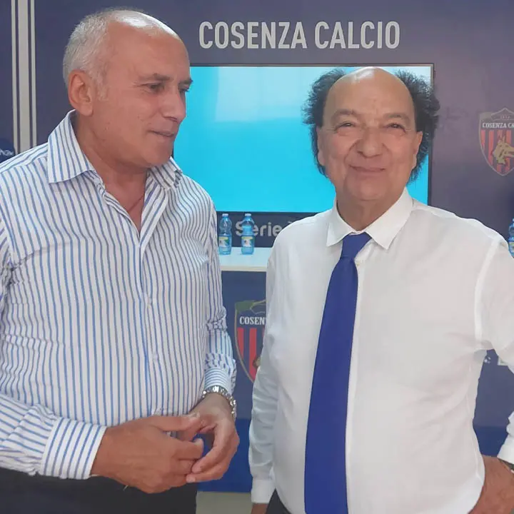 Cosenza, Caruso vuole chiarezza: «Guarascio e Scalise vengano in Comune a spiegare»