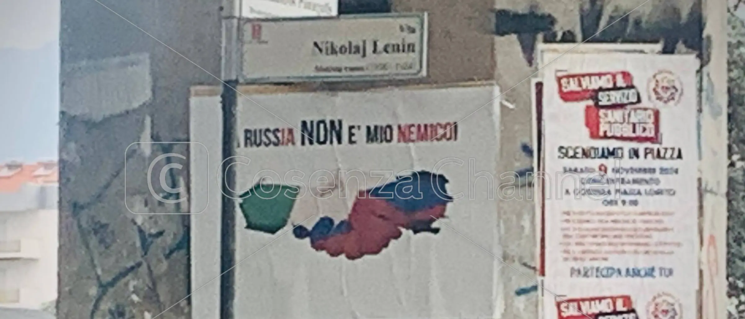Guerra russo-ucraina, in via Lenin a Cosenza sbuca uno strano manifesto