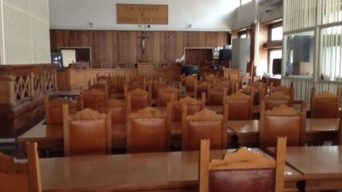 L\\'aula della Corte d\\'Assise di Cosenza