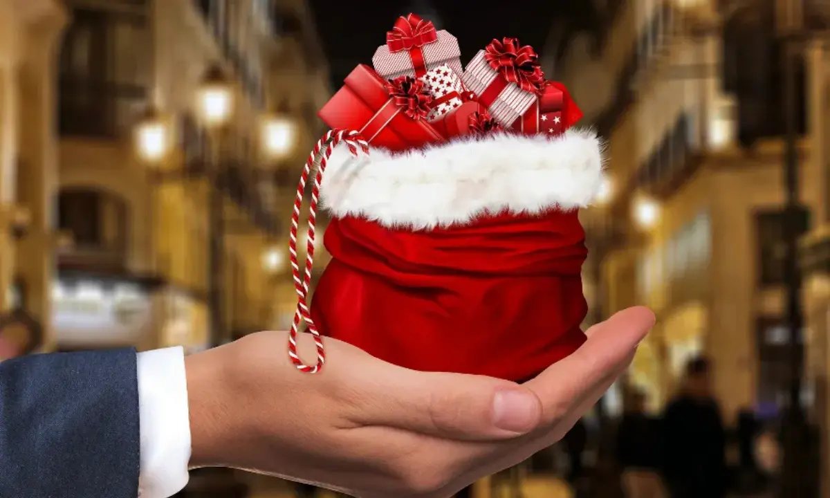 Natale, Corigliano Rossano si veste di luci e di magia