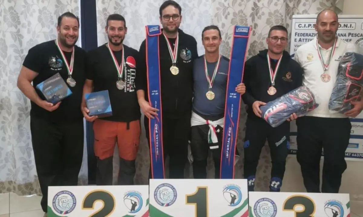 Surfcasting, due coppie di Cosenza parteciperanno al campionato italiano