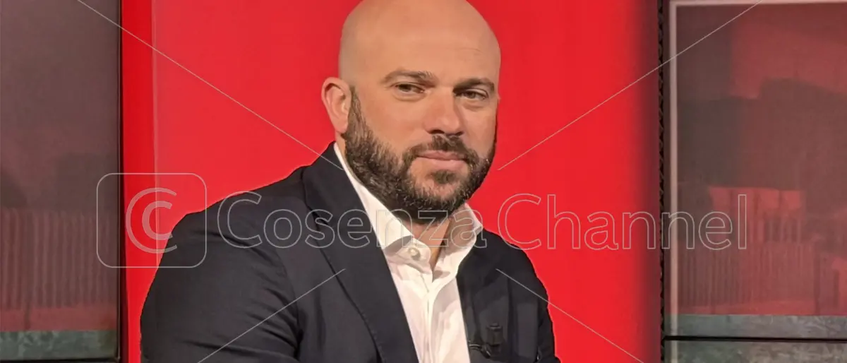 Elezioni Rende, Pierluigi Caputo: «Falso che abbia partecipato a comizi di un'altra coalizione»