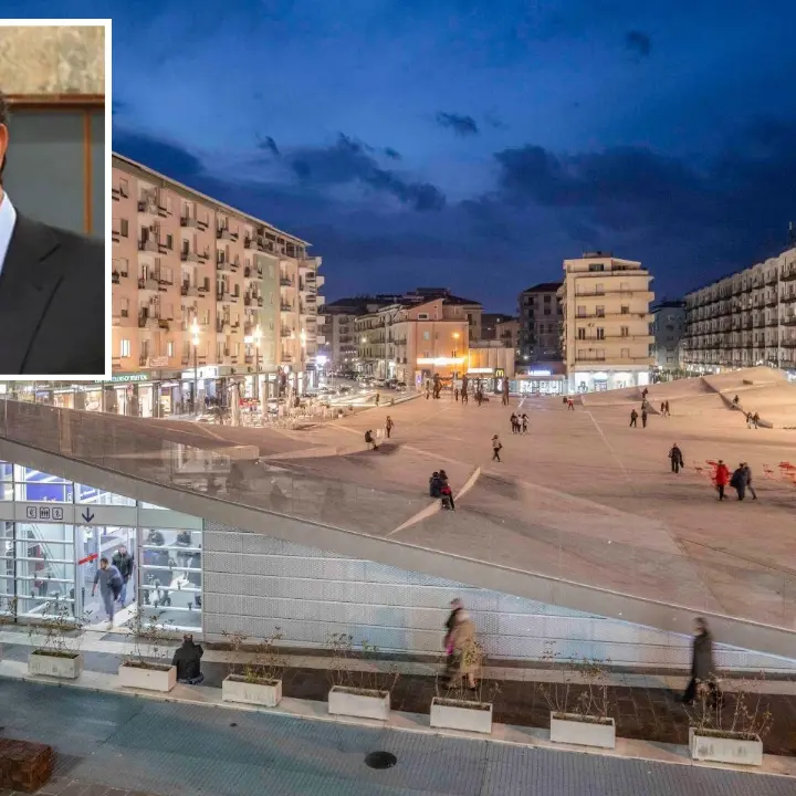 Piazza Bilotti riaperta, Mario Occhiuto: «Sempre stata sicura, è la nostra Agorá»