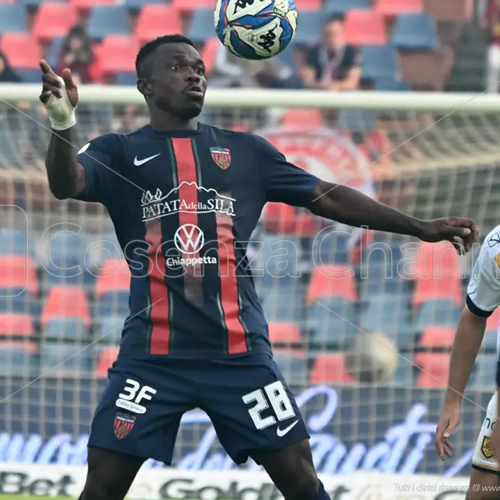 Cosenza, oggi torna Kouan: l’ivoriano è atteso in ritiro