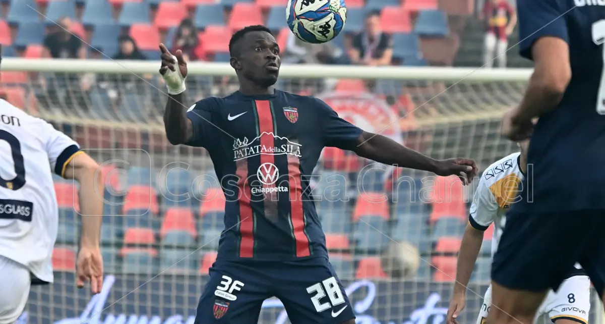 Cosenza, oggi torna Kouan: l’ivoriano è atteso in ritiro