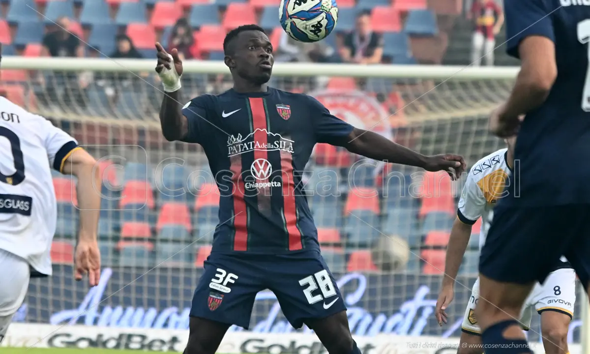 Cosenza, oggi torna Kouan: l’ivoriano è atteso in ritiro