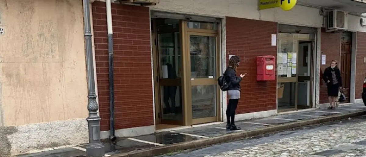 Tentò di rapinare l’ufficio postale di Amantea, ora dovrà difendersi in abbreviato