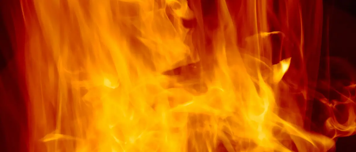 Autovelox sequestrati, incendiata l'auto di uno dei consulenti della procura di Cosenza