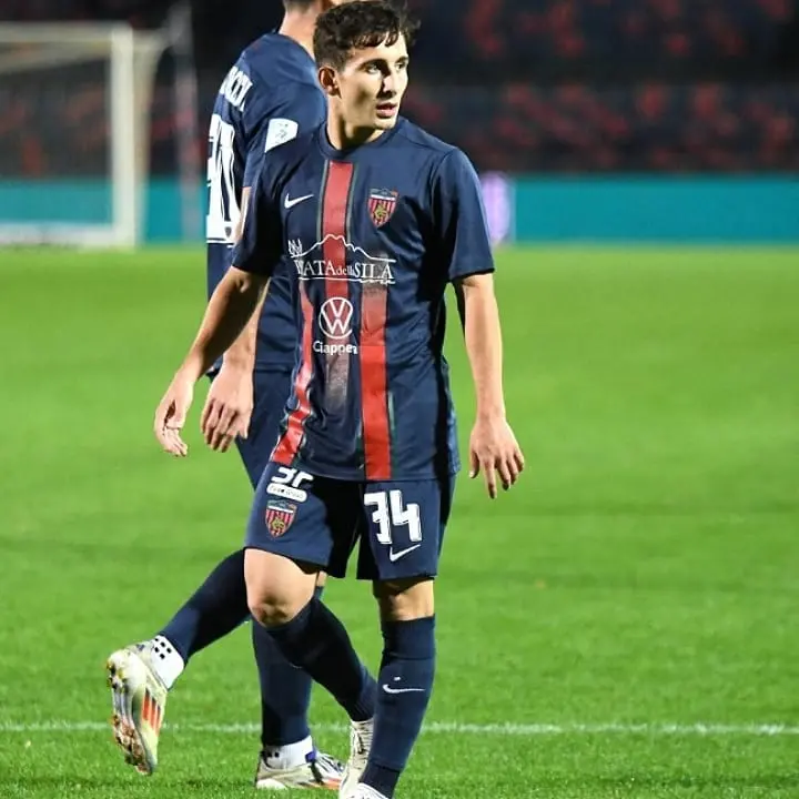 Cosenza, a La Spezia rientra Florenzi. In attacco c'è Artistico