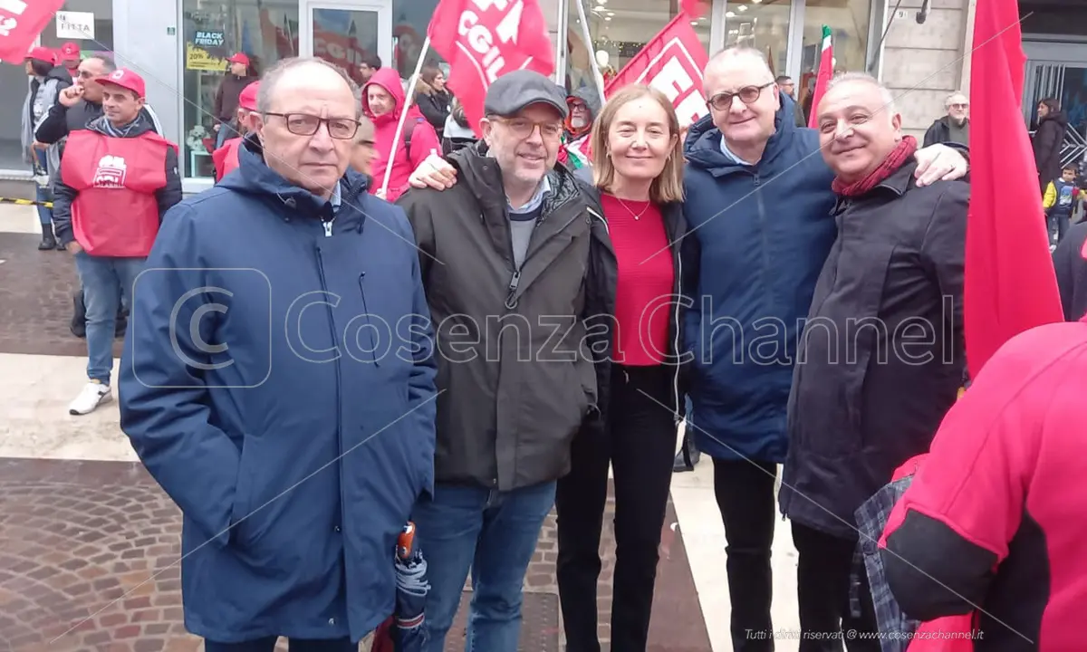 Pd Cosenza: «Come poteva vincere il Sì se FdI ha sostenuto il No e i leghisti si proponevano come sindaci?»