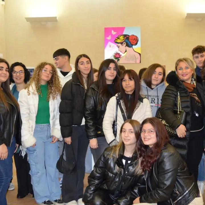 Le opere degli studenti dell’IIS L. Palma ITI ITG Green Falcone Borsellino selezionate per la mostra itinerante “Donna”