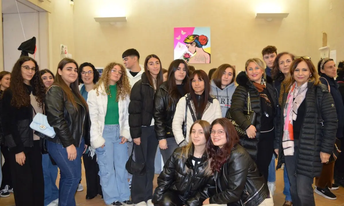 Le opere degli studenti dell’IIS L. Palma ITI ITG Green Falcone Borsellino selezionate per la mostra itinerante “Donna”