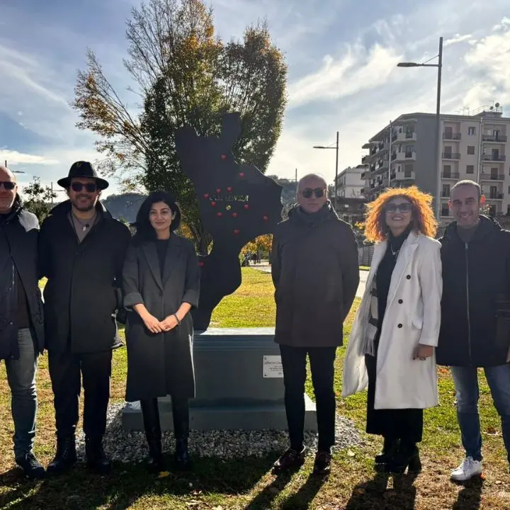 Cosenza, il sindaco Franz Caruso: «Con l’opera di Biscardi valorizziamo ancor più il Parco del Benessere»