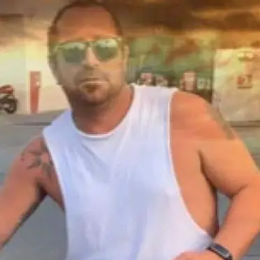 Lutto ad Acri, un malore spezza la vita di Giuliano Gencarelli. Lavorava nel Bresciano in un cantiere