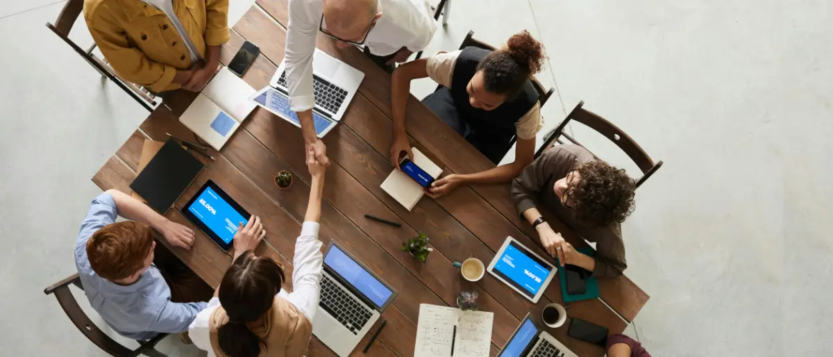 Partecipazione e anticorpi alla politica, perché a Corigliano Rossano la fusione fu un successo e a Cosenza un flop