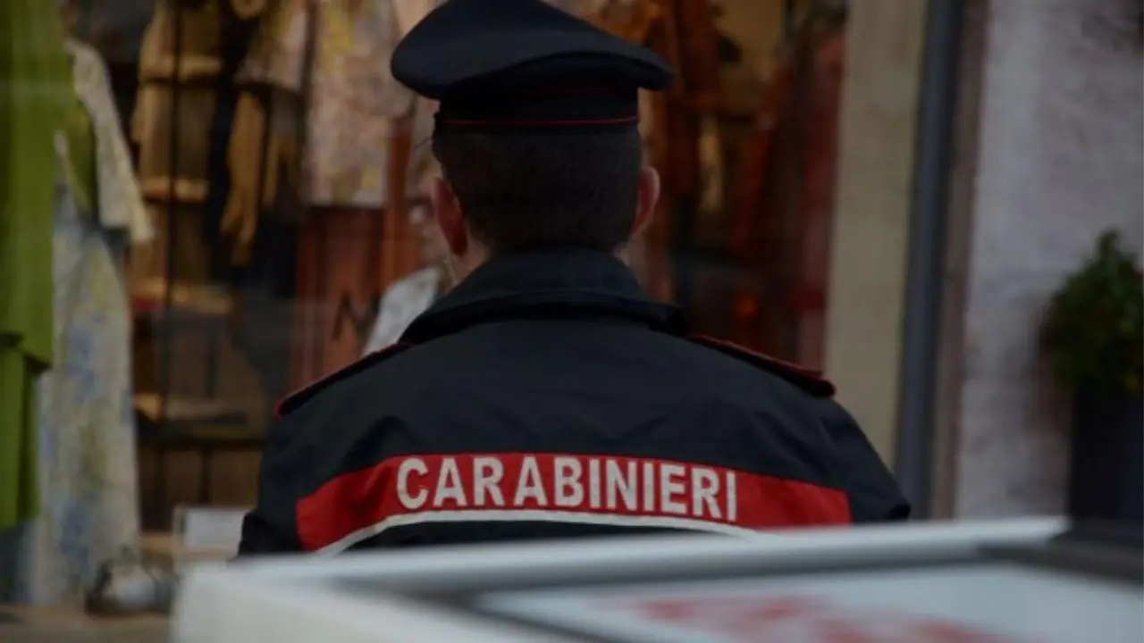 C'è un cadavere in albergo, mistero a Lamezia Terme