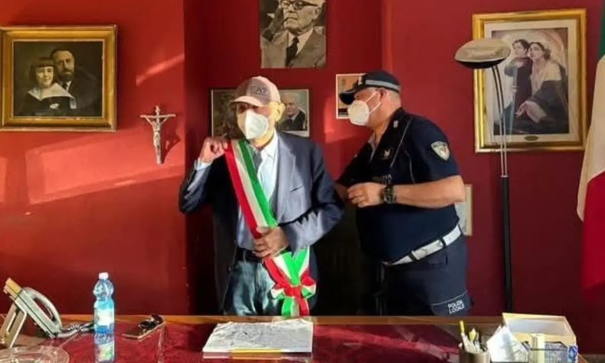 Cetraro, la maggioranza fa quadrato attorno al sindaco
