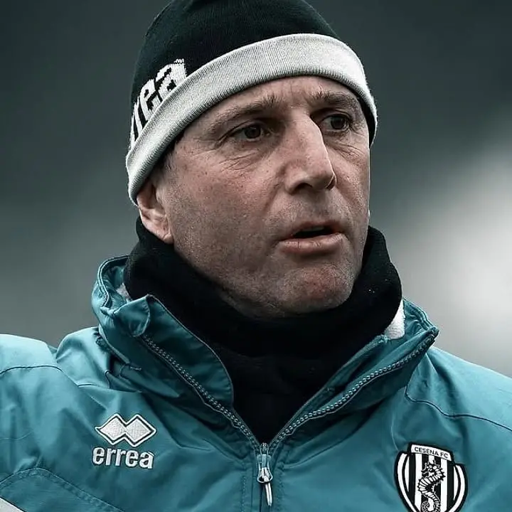 Mignani: «Cosenza squadra aggressiva dalla chiara identità»