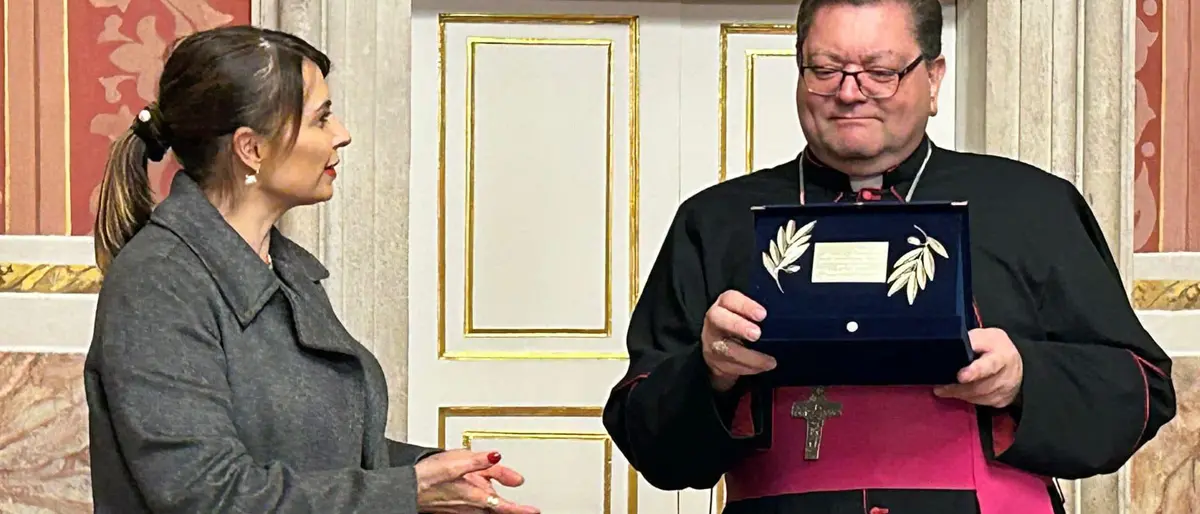 Madeo: «Lavorare affinché tutte le persone possano vivere con dignità»