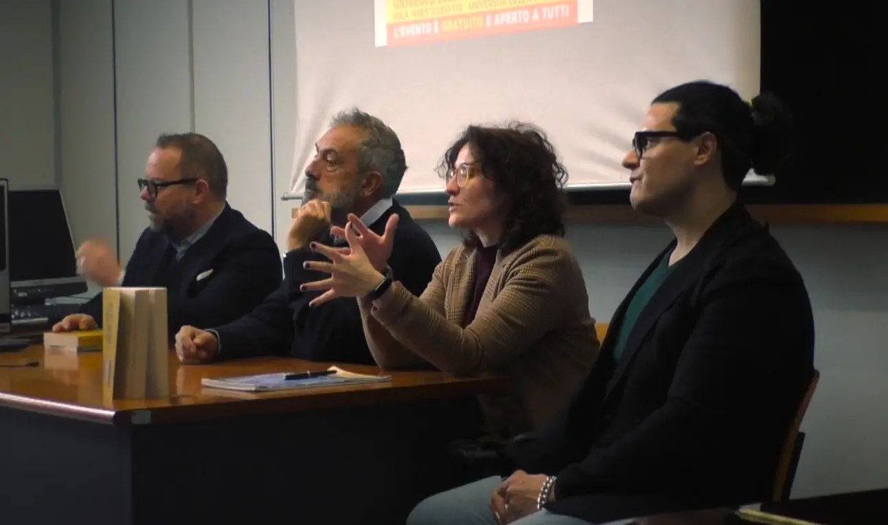 Il critico Mario Sesti all’Unical: «Ecco le 250 serie tv da non perdere»