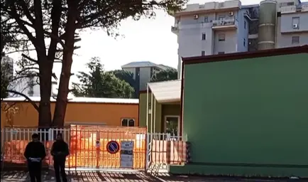 Rende, il futuro dello Spazio Sparrow a rischio: presidio contro la riassegnazione alla scuola
