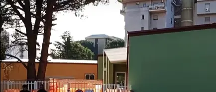 Rende, il futuro dello Spazio Sparrow a rischio: presidio contro la riassegnazione alla scuola