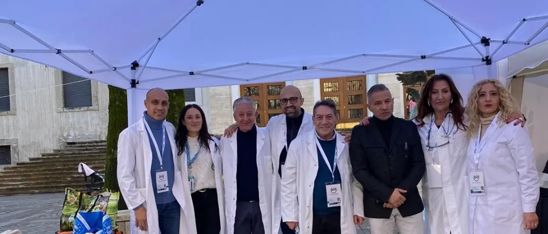 Gli infermieri di Cosenza sono scesi in piazza per aiutare i cittadini nella prevenzione